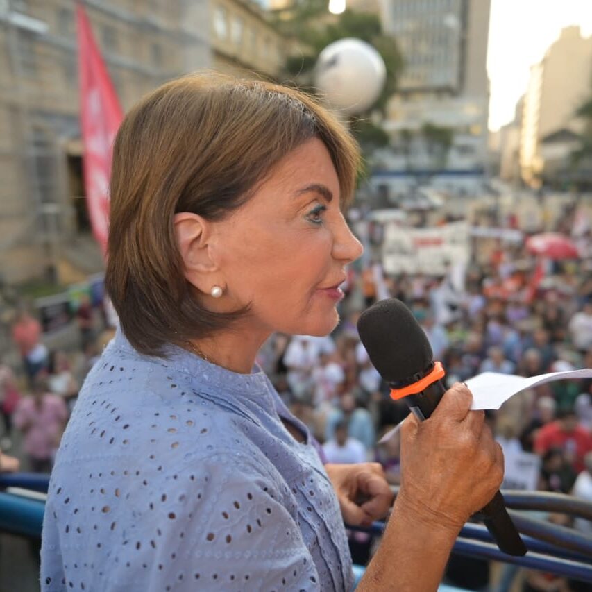 05-06-Professor (bebel) - PRIMEIRA Nesta sexta-feira, categoria realiza assembleia em defesa do magistério; serão 44 mil profissionais aprovados no concurso do Ensino Fundamental e Médio - foto: Divulgação