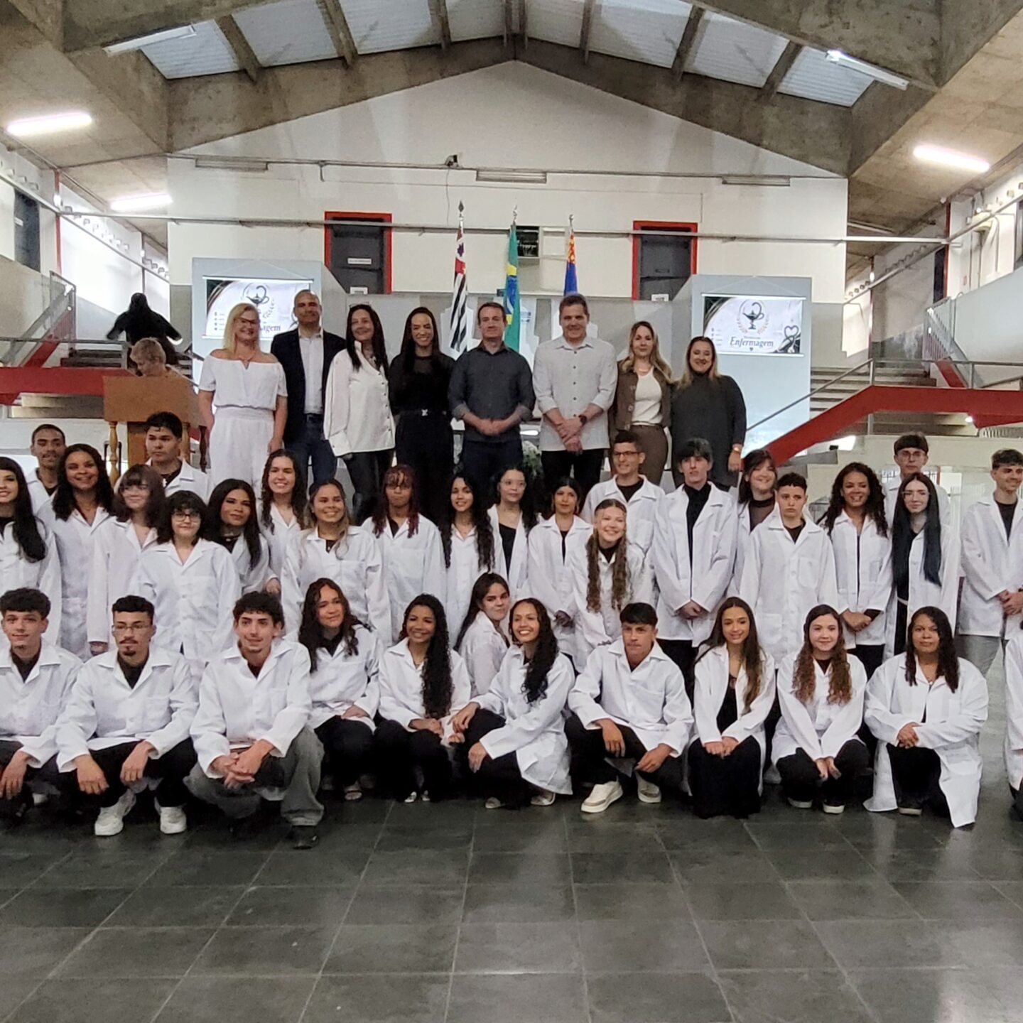 o momento simbólico marcou o início da trajetória profissional de 38 estudantes da escola Jap - Foto: Daniella Oliveira/ A Tribuna