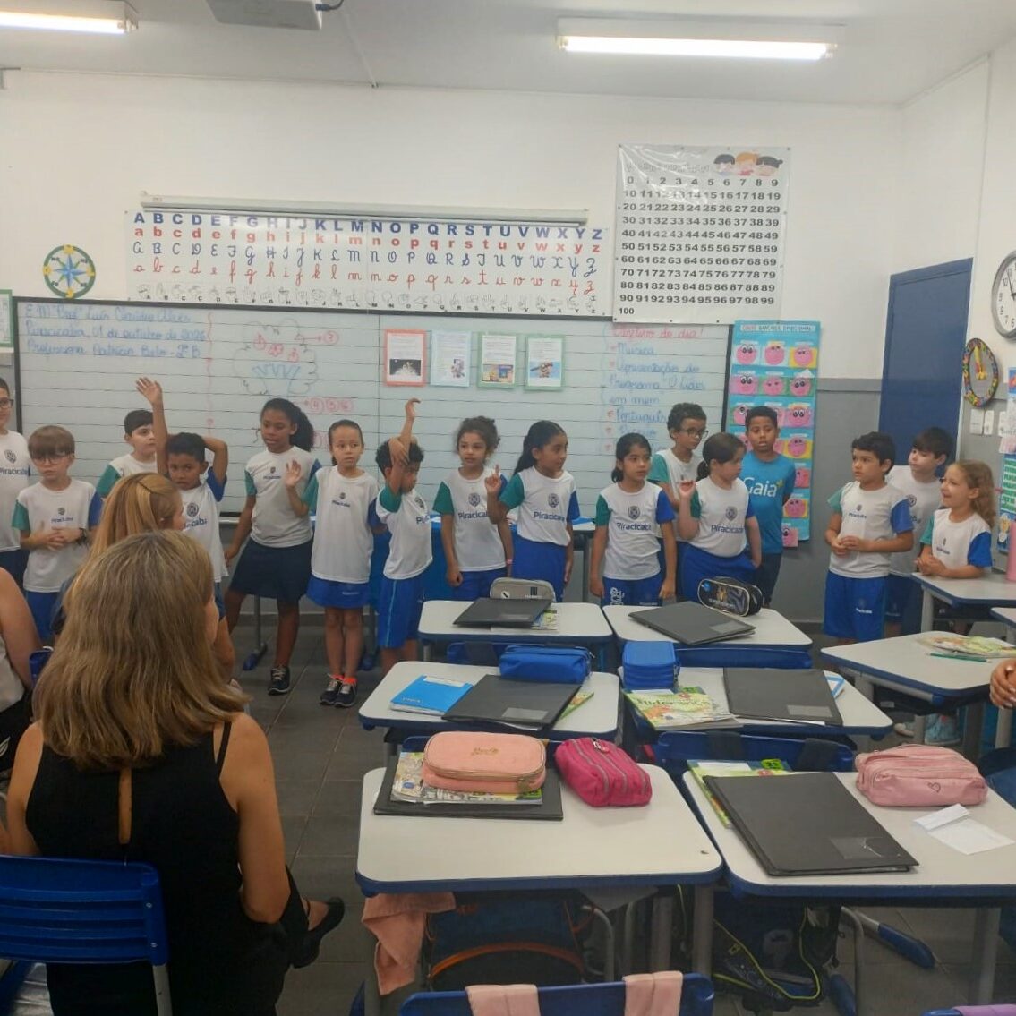 Alunos da EM Prof. Luis Claudio Alves apresentaram suas experiências. CRÉDITO: Divulgação