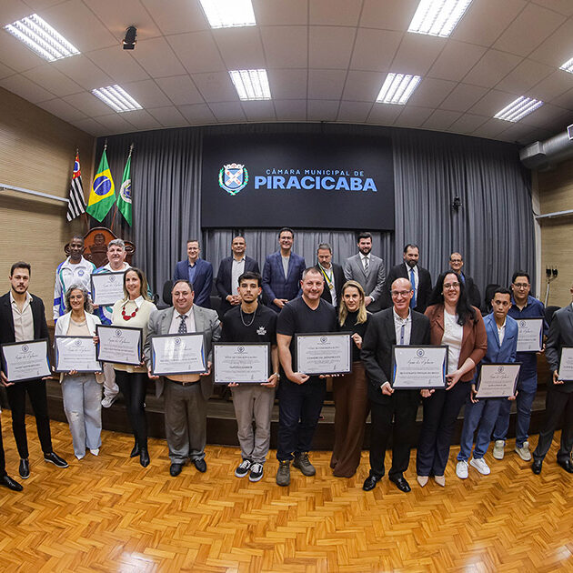 Solenidade foi conduzida pelo vereador Rafael Boer e contou com a presença de diversas autoridades
