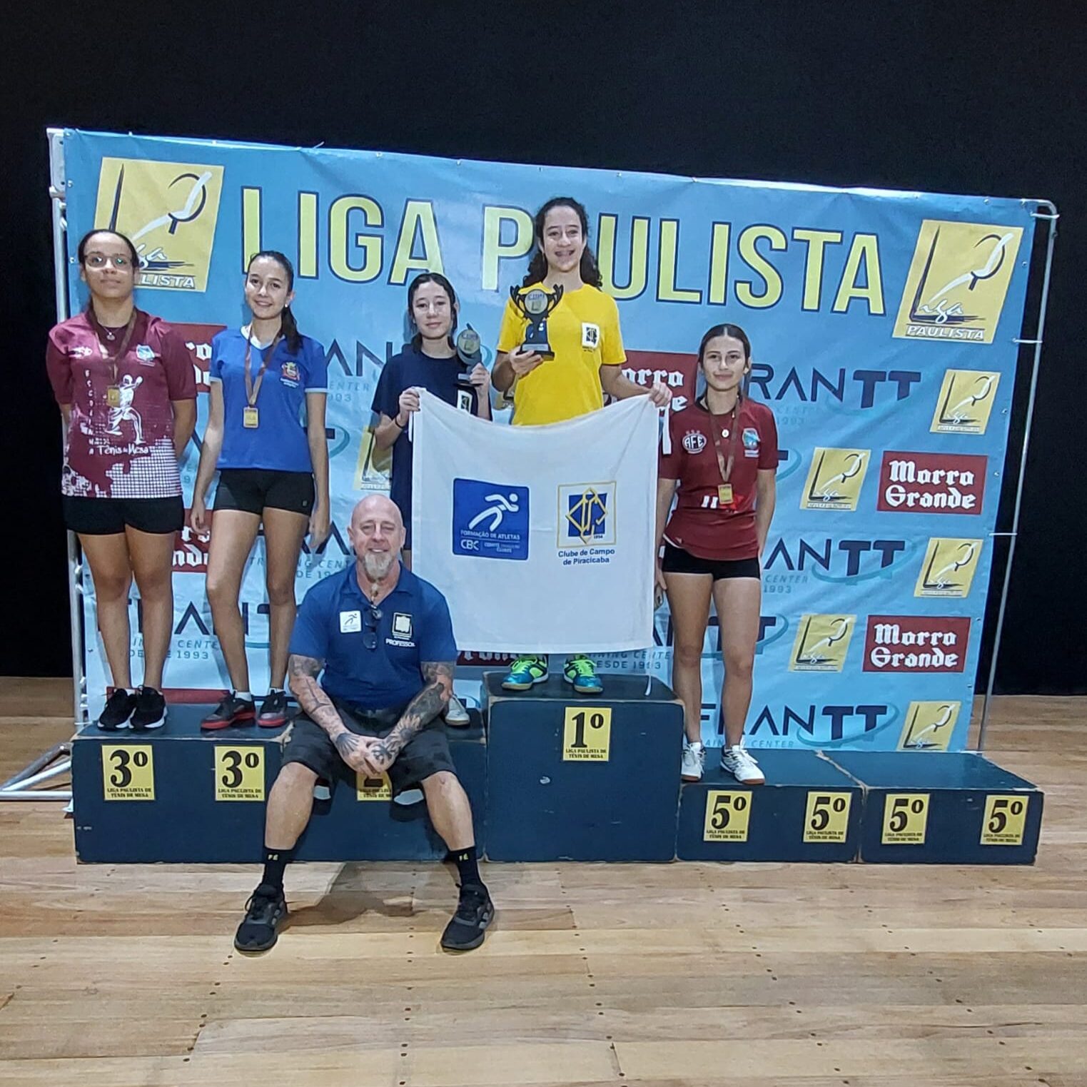 07-05-Clube (Campo)-1 Lívia Cinto, campeã da categoria Infantil e vice no Rating A - foto: Divulgação