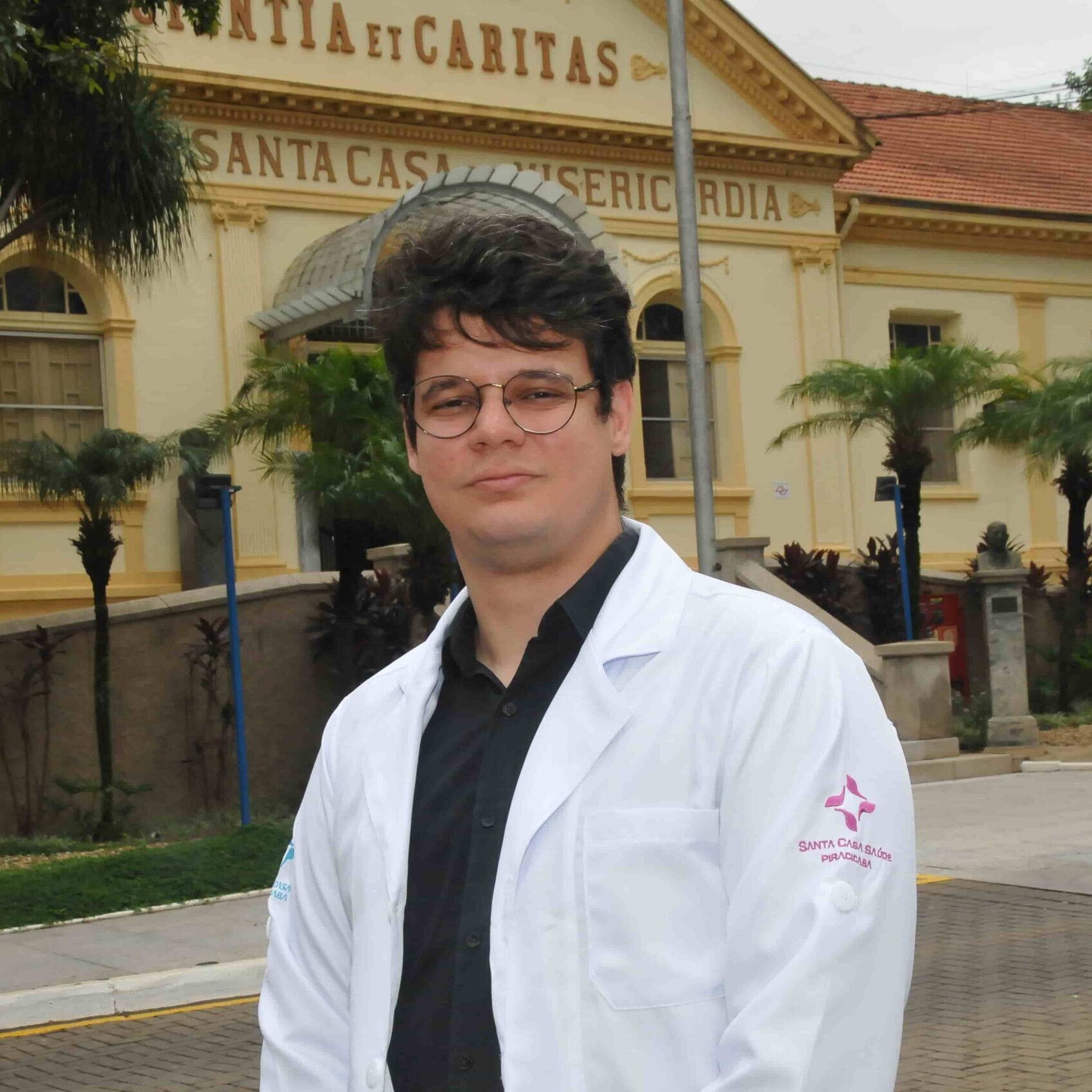O reumatologista e coordenador da clínica médica da Santa Casa de Piracicaba, João Flávio Gomes Faria. CRÉDITO: Divulgação