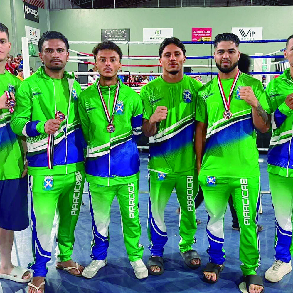 Equipe de boxe de Piracicaba com as medalhas de bronze dos Jogos Abertos. CRÉDITO: Divulgação
