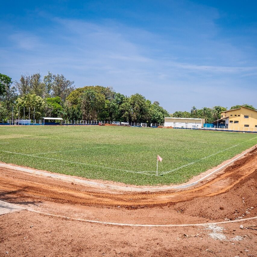 16-10- Pista (Atletismo) A pista contará com piso asfáltico, pintura especial e uma extensão de 360 metros, com cinco raias - foto: Tiago Stoco