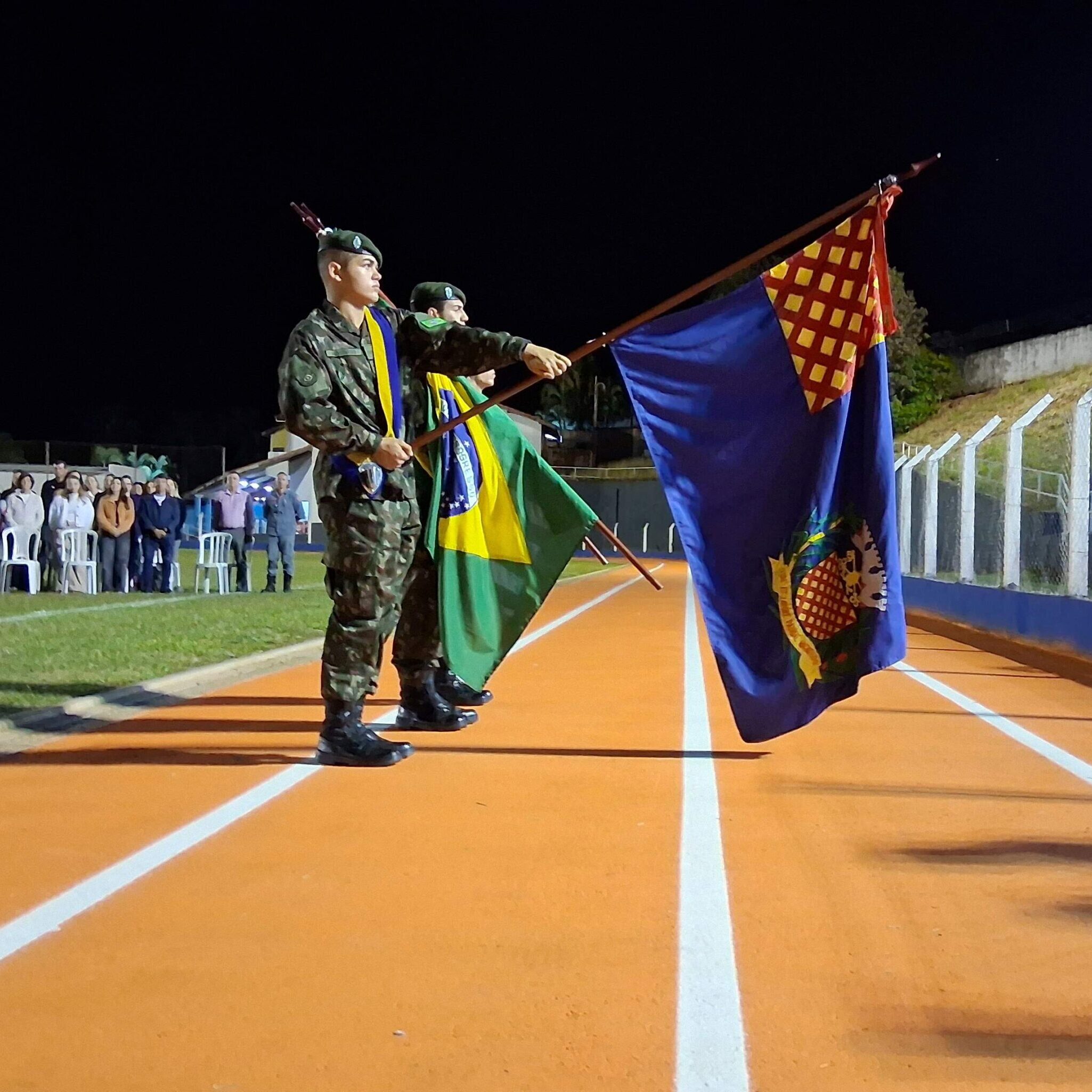 A inauguração aconteceu na noite de quinta-feira (14), no campo São Pedrão - foto: Divulgação