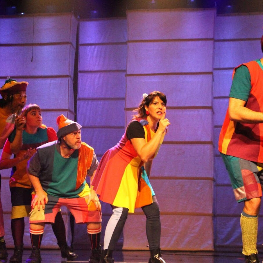 20-05-25-Barbatuques (Crianças)-1 Grupo de música corporal apresenta o show comemorativo ‘Tum Pá 10 anos’, uma jornada musical criativa que brinca com o corpo da cabeça aos pés - foto: Divulgação