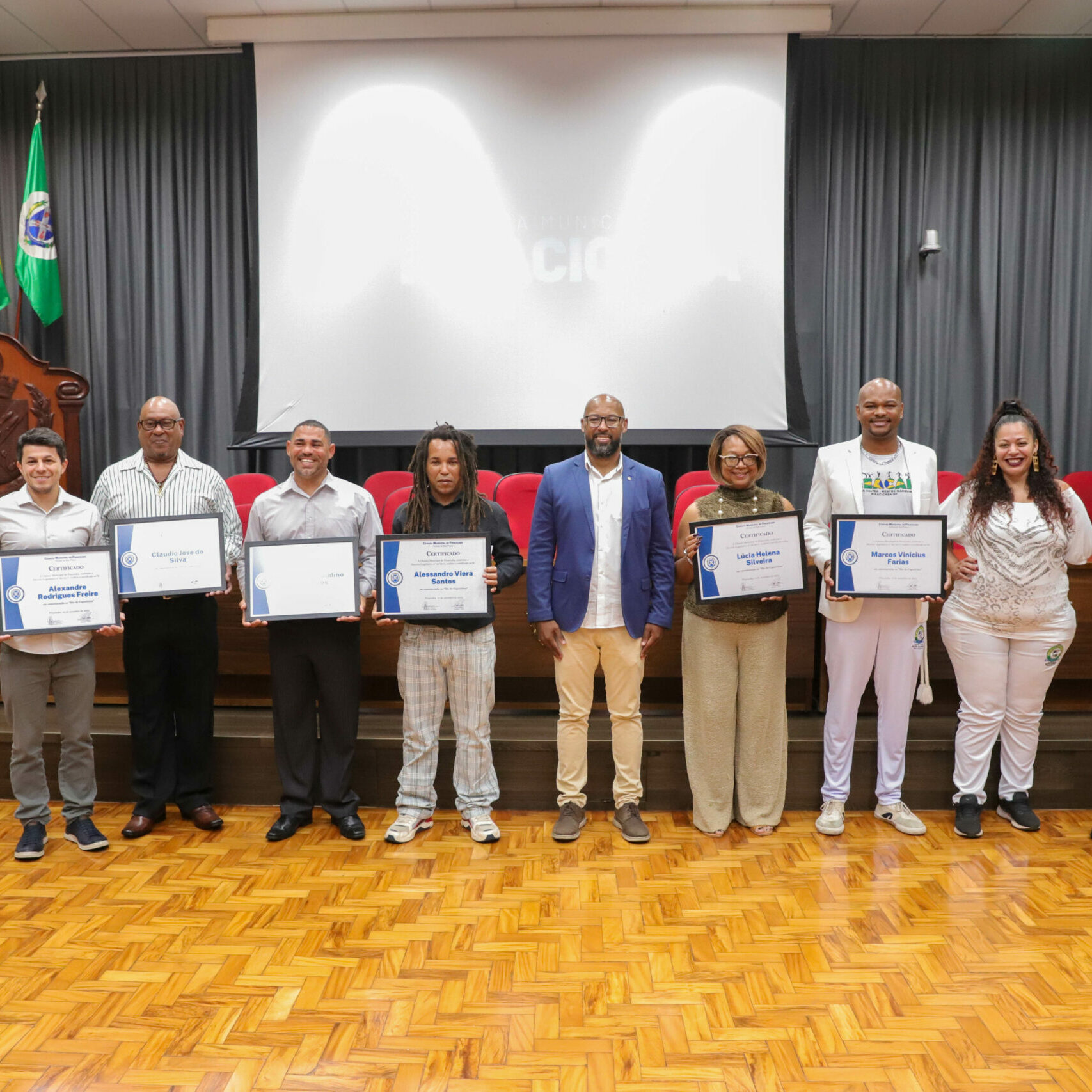 20-09-23-Capoeira (Solene)-1 Realizada na noite desta terça-feira (19), a reunião solene em comemoração ao Dia do Capoeirista e entrega da Medalha Mestre Cosmo homenageou 10 capoeiristas.CRÉDITO: Guilherme Leite
