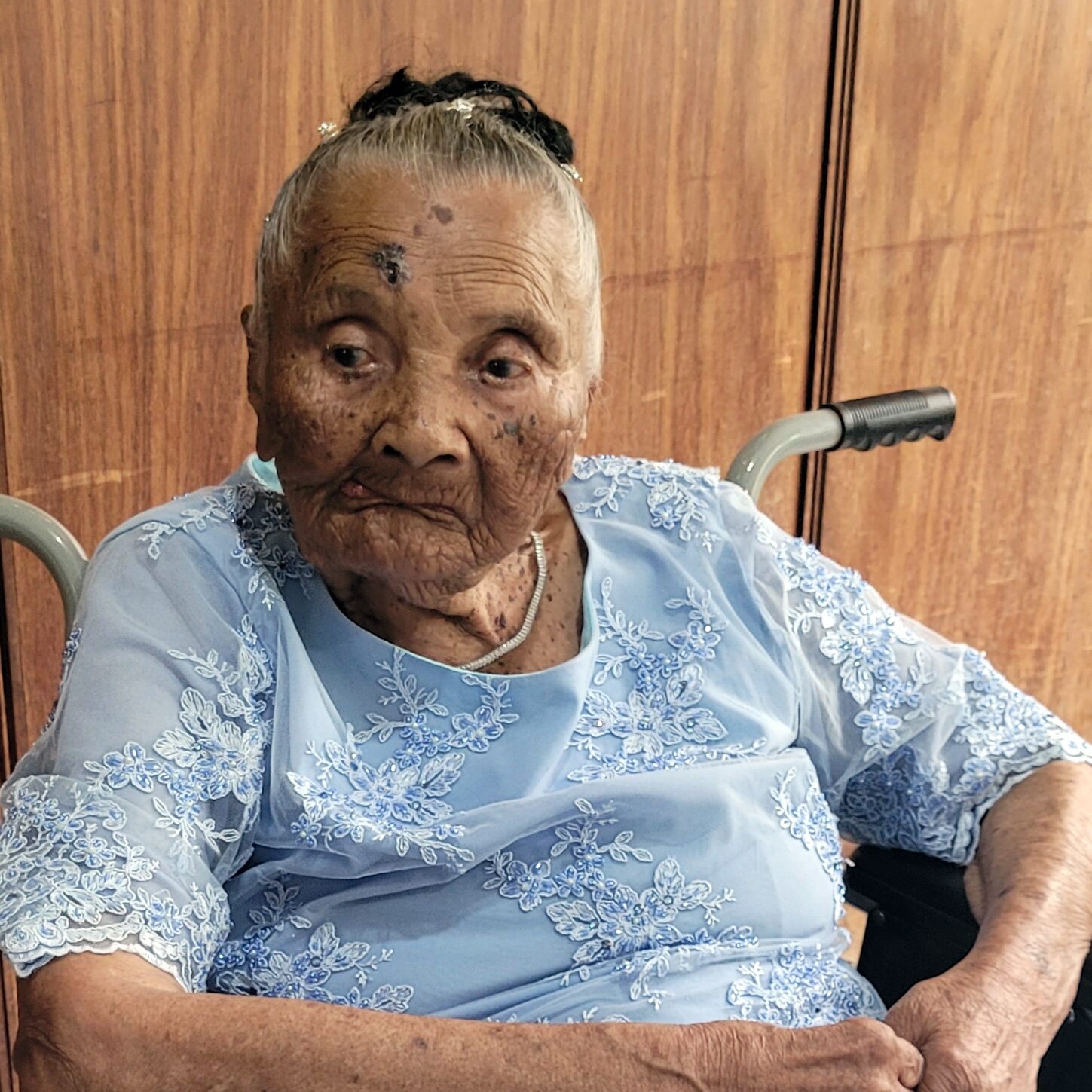 Casa dos Velhinhos de São Pedro celebrou os 115 anos da moradora Maria da Paz Ribeiro   - foto: Daniella Oliveira