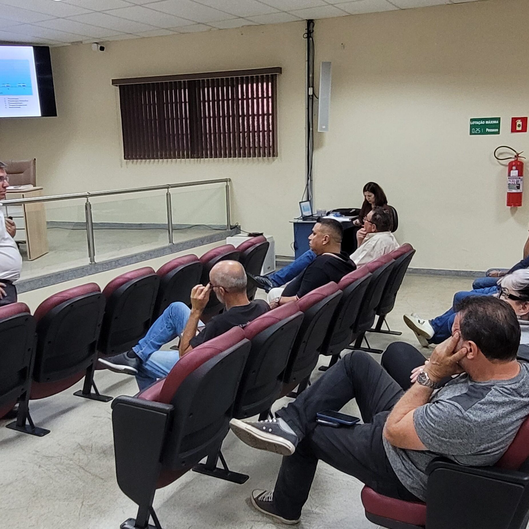 A audiência foi realizada nesta quinta-feira (24), na Câmara Municipal de São Pedro - Foto: Daniella Oliveira