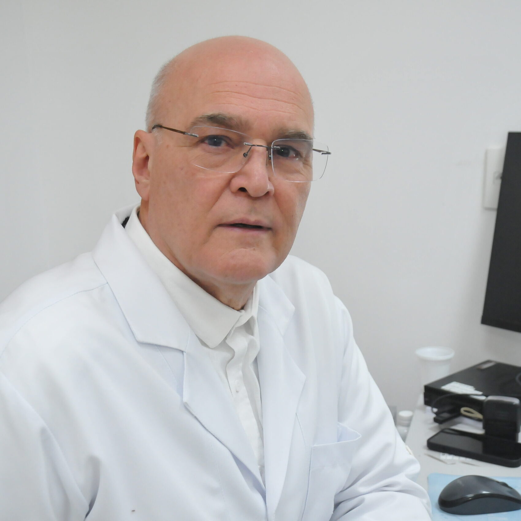 “A alergia é uma resposta exagerada do sistema imunológico a substâncias que, para a maioria das pessoas, são completamente inofensivas”, explica o médico Paulo Renato Monteiro Silva. CRÉDITO: Divulgação