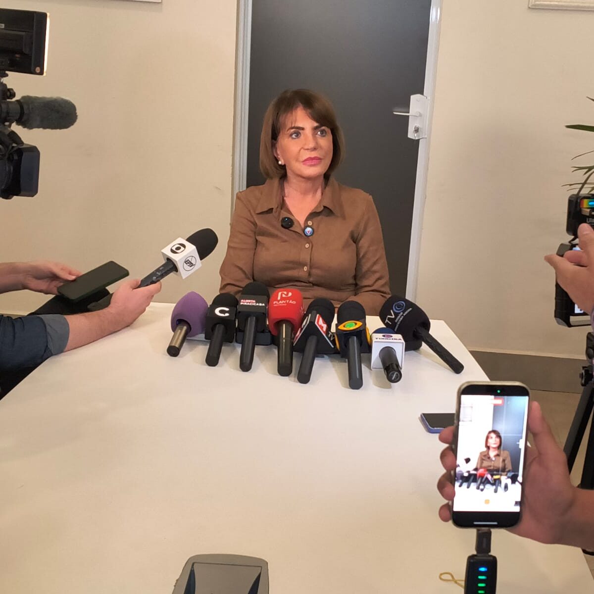 A deputada Professora Bebel diz  que o registro desse BO, há instrumento legal para que seja feita uma investigação e punição de todos os envolvidos