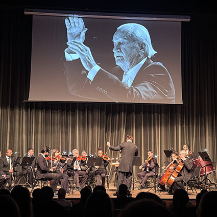 O compositor e maestro Ernst Mahle foi lembrado com uma homenagem especial no Teatro Municipal Dr. Losso Netto