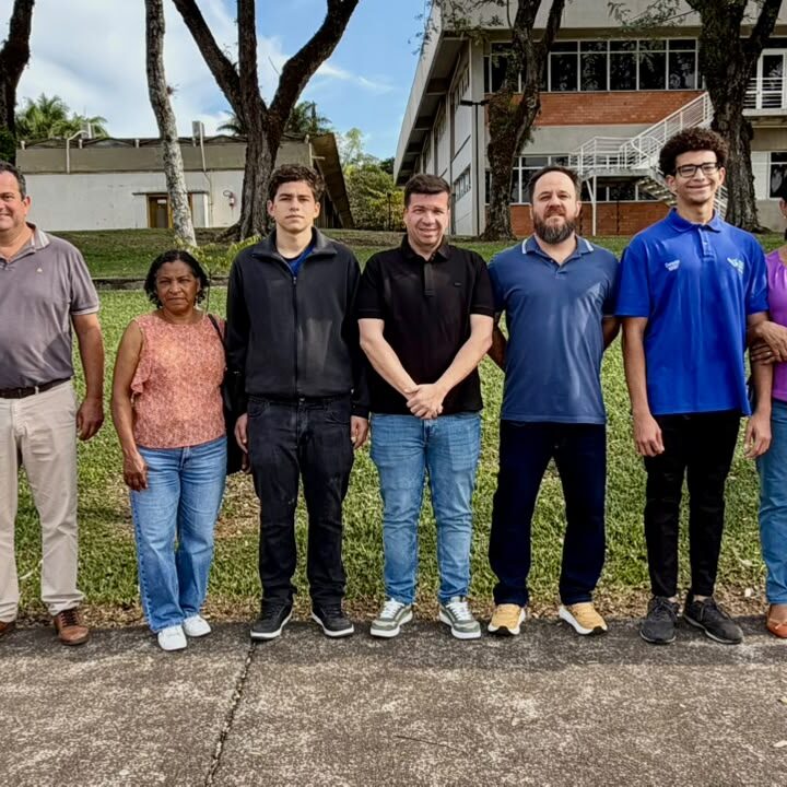 Laurie Franco, Marcos Bertanha, Euzita Ferreira, Guilherme Ferreira, Luis Chorilli Neto, Cristian Neira, Francisco Souza, Conceição Souza e Marcelo Zambon. CRÉDITO: Divulgação