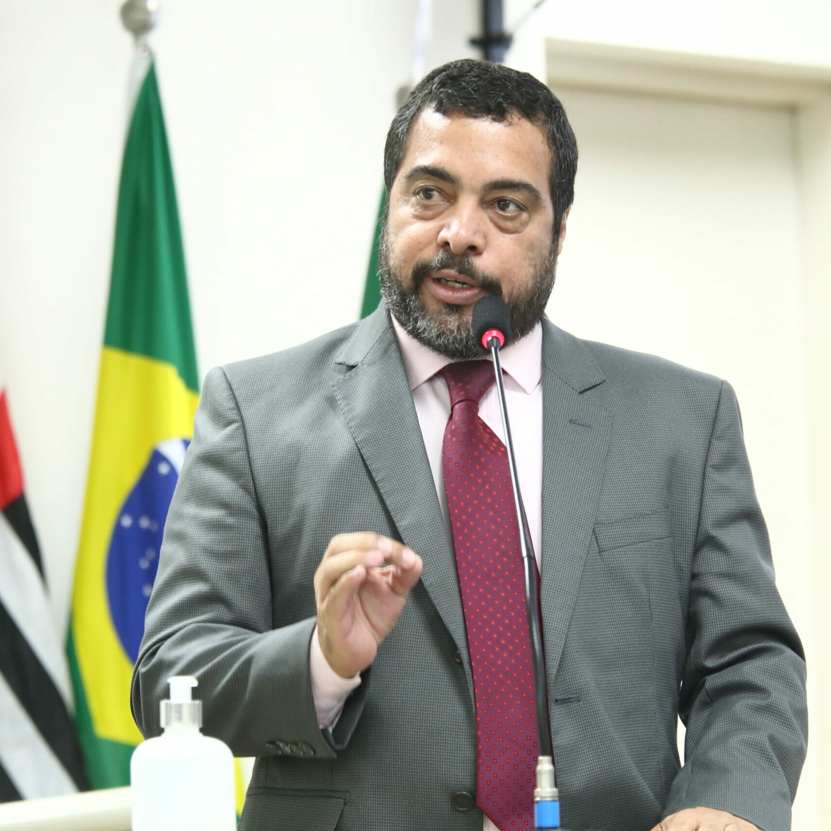 Deputado estadual Luiz Cláudio Marcolino (PT) é vice-presidente da Comissão de Finanças e Orçamento da Alesp. CRÉDITO: Rubens Cardia