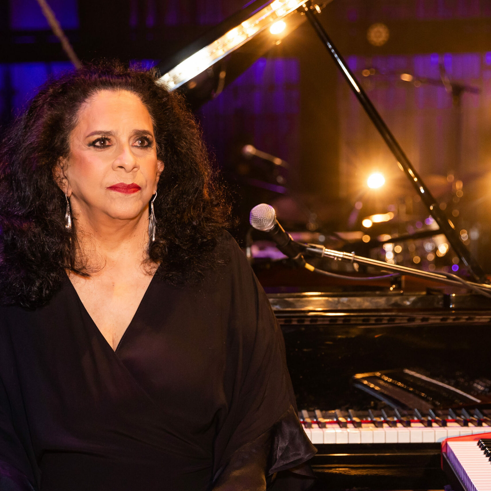 Show Gal Costa em SP-4844 O espetáculo foi remarcado para o dia 05 de fevereiro