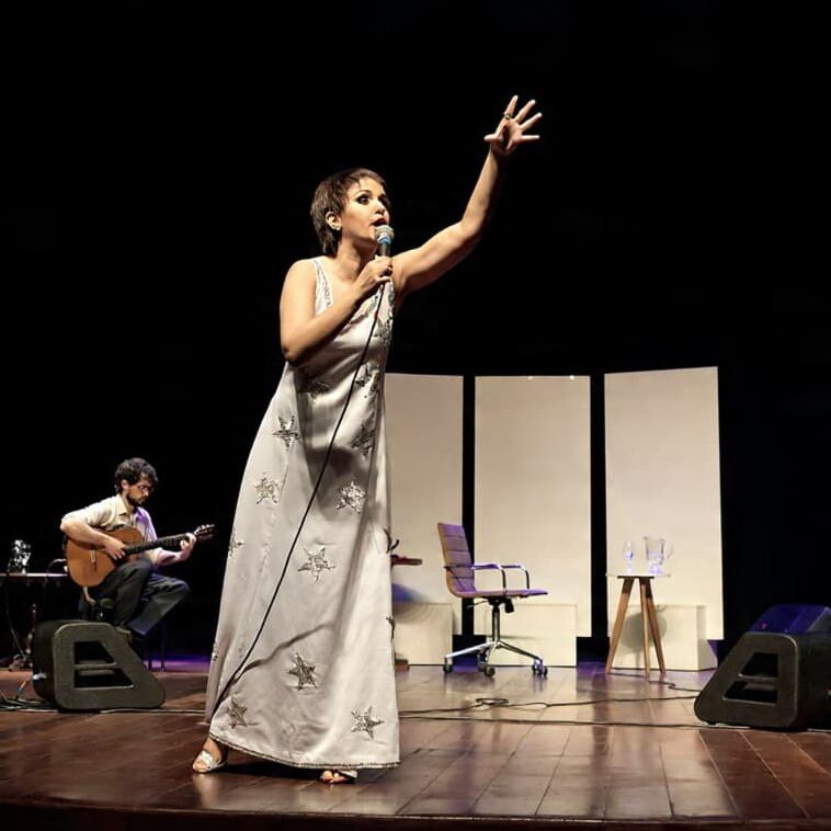 Espetáculo “Especial Elis” será apresentado gratuitamente, às 19h, em frente ao Museu Gustavo Teixeira - foto: Divulgação
